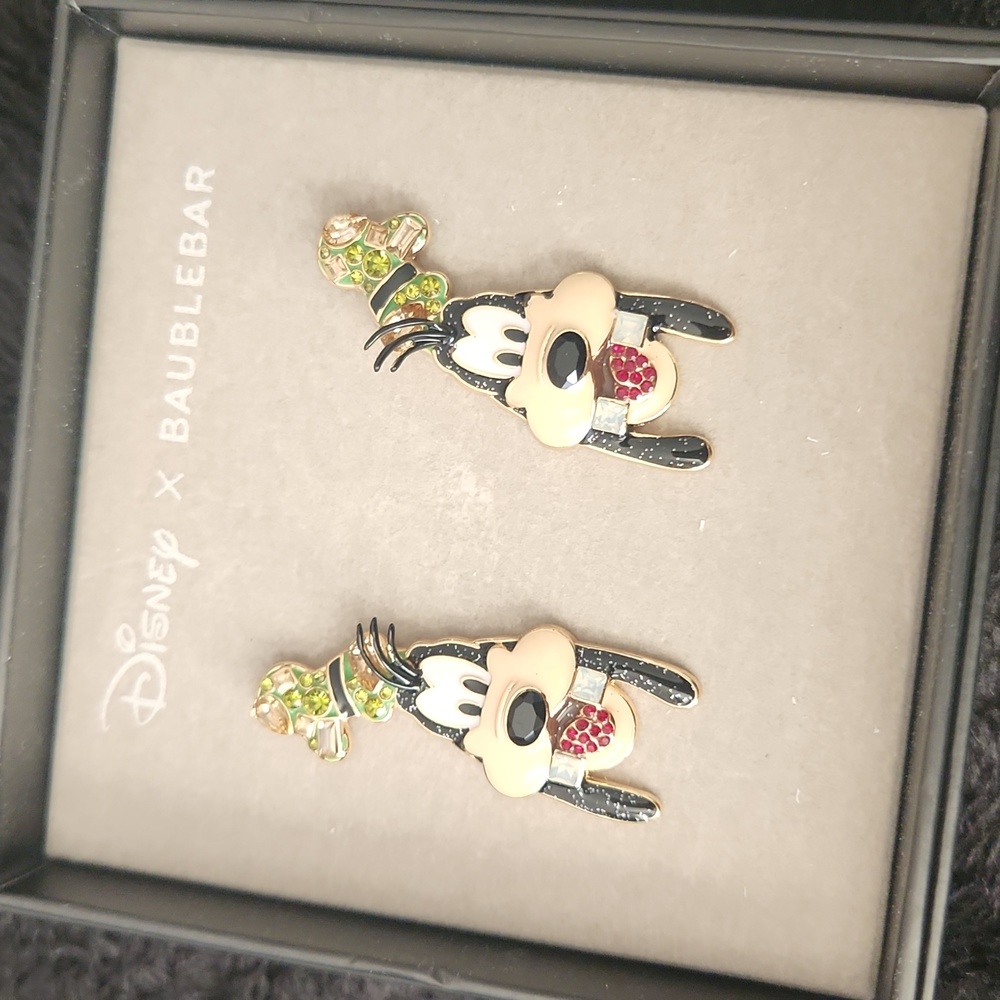 Disney Baublebar Goofy earrings